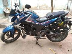 CB Hornet 160R